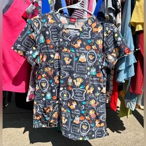 Womens Scrub Top - Thanksgiving Pattern